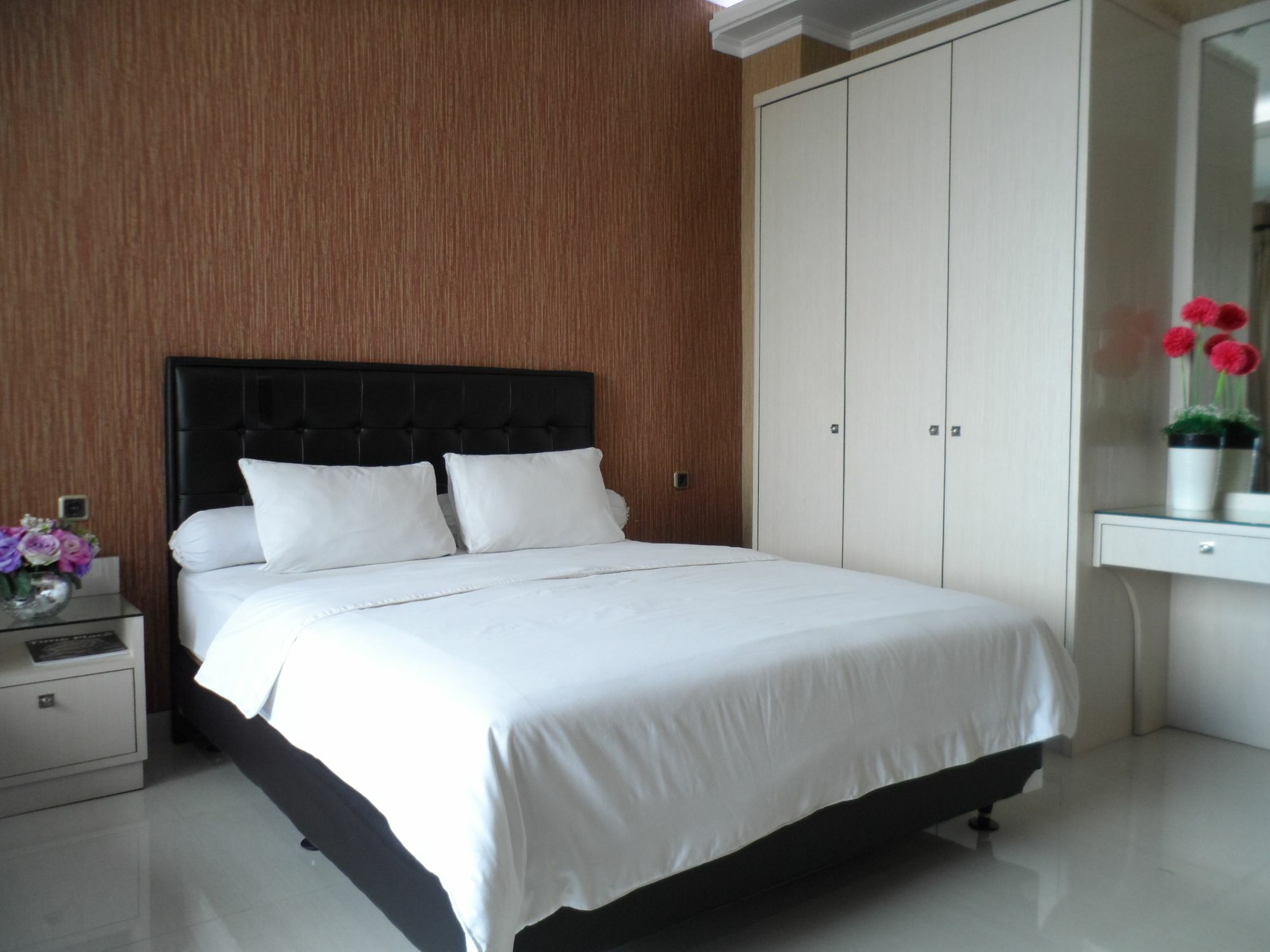 Harvia Suites Kebon Jeruk Jakarta Ngoại thất bức ảnh